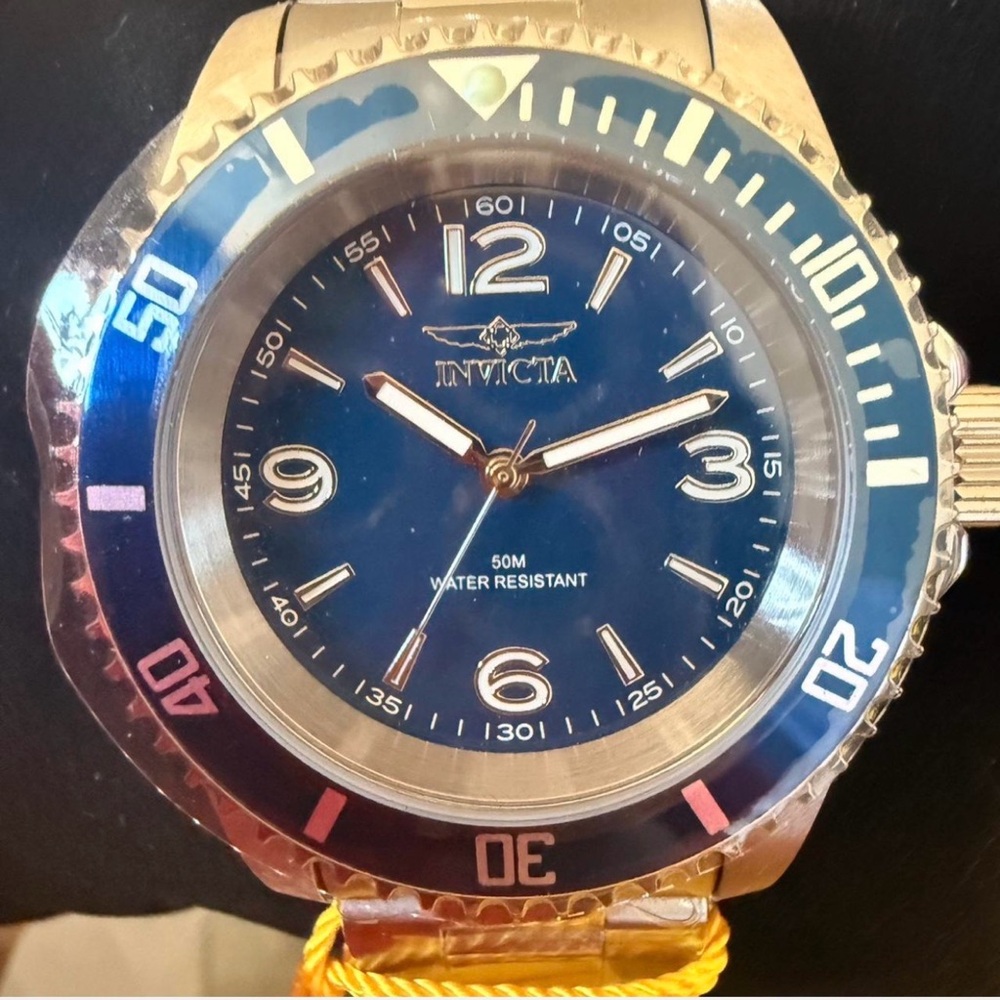 Invicta Men's Blue and Silver Dive Watch
